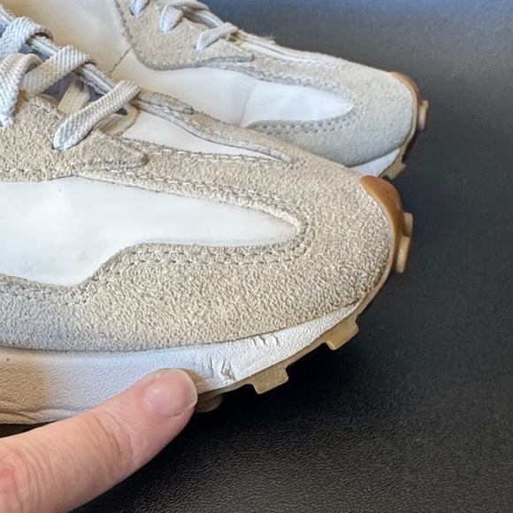 New Balance 327 Sneakers | Women's 9 | Cream & Burgundy | Pre-Owned Excellent - Picture 10 of 10